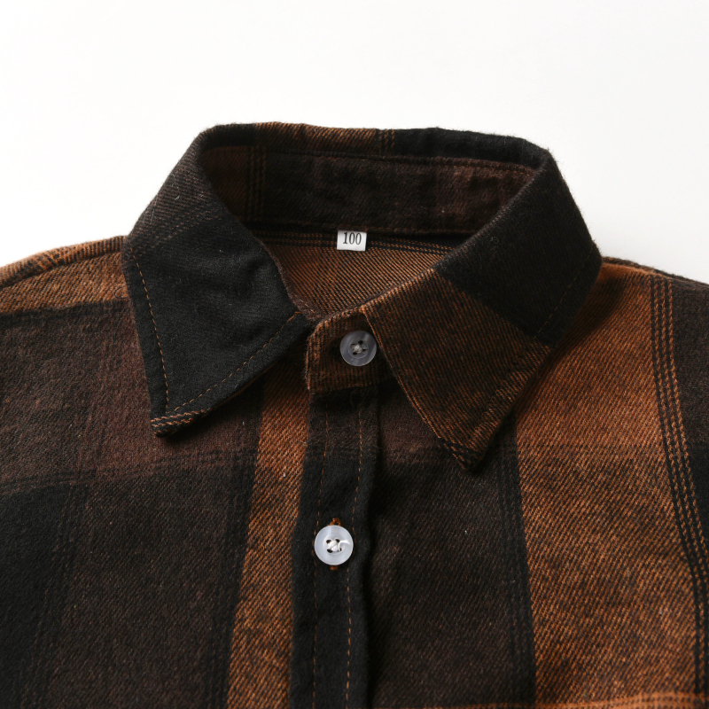 Sügisest poiste uus vabaaja ruuduline pikkade varrukatega särk lastele ja beebidele, lahtise rinnarevääriga särk