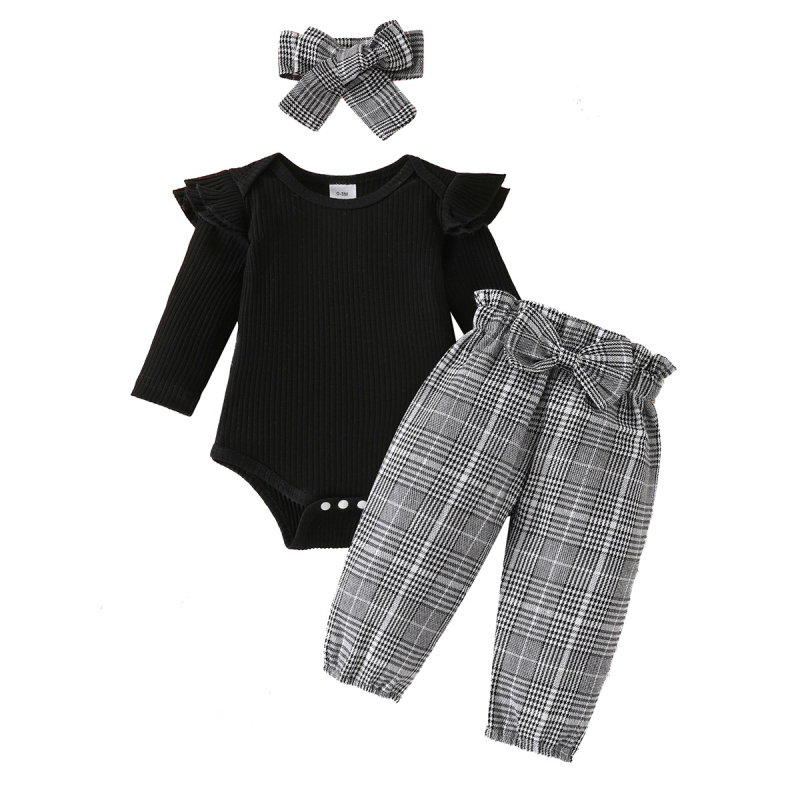 Populárna dvojvrstvová súprava s dlhým rukávom a voľnými rukávmi od Amazonu, nohavice s kockovanou mašľou a šatkou na hlavu