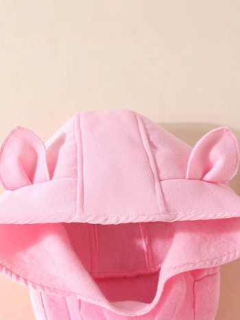 Jesenski i zimski kaput za djevojčice u jednoj boji s kapuljačom i jednim redom kopčanja s džepovima