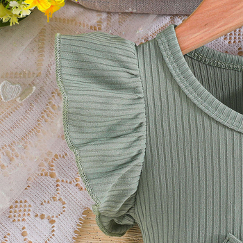 2025 m. vasaros mergaitiška laisvalaikio miela suknelė su skraidančiomis rankovėmis, kaspino formos dekoratyvine gėlių raštu