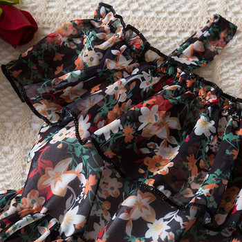 Dievčenské nové detské letné vrchné oblečenie z roku 2025, šatka s kvetinovou čipkou v západnom štýle, svieže a roztomilé