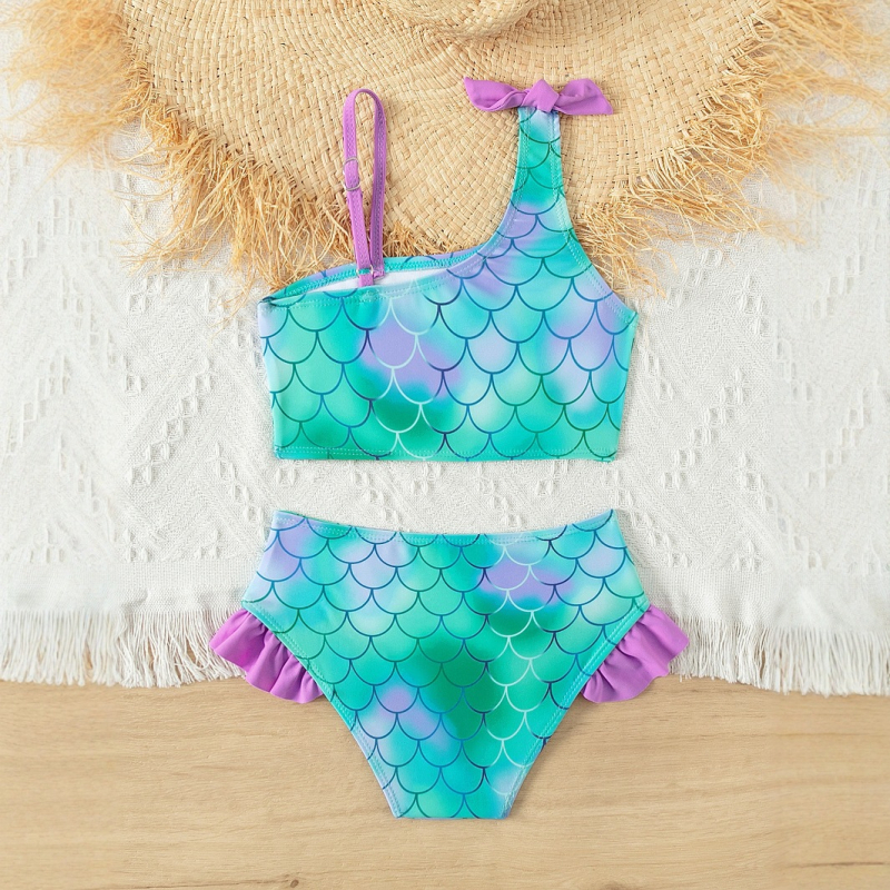 Tüdrukute kaldus õlaga kalasoomustega bikiinid 2025. aasta uus tüdrukute lõhestatud bikiinid laste ujumistrikoo