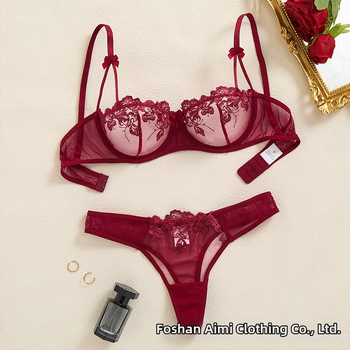 W Užsienio prekybos drabužiai siuvinėtos gėlės moteriškas apatinis trikotažas perspektyvi tinklelio liemenėlė seksualus liemenėlės kostiumas 2405