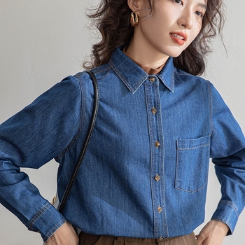 Dámske džínsové tričko v tmavomodrej retro štýle v hongkonskom štýle s ramenami, spodky, nové, jeseň a zima 2023, malý mäkký top