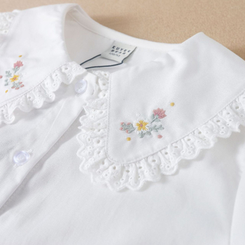 Dievčenské tričko jar a jeseň 2024 jarné oblečenie tričko v západnom štýle detské dievčenské biele tričko z čistej bavlny dievčenské tričko s dlhým rukávom jar