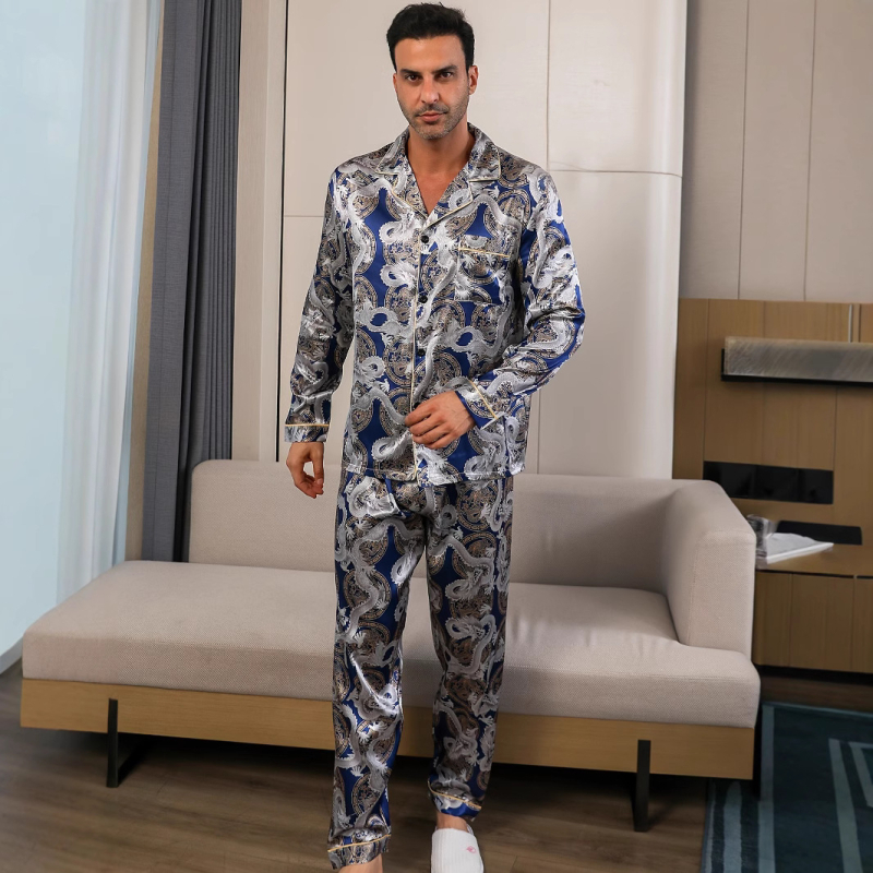 Pánske pyžamo s drakom, vreckami a ležérnymi klopami, dlhým rukávom a nohavicami zo zmesi polyesteru