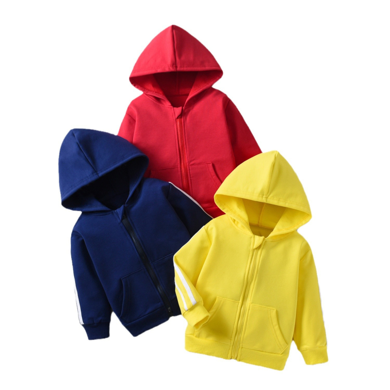 2024 m. rudens vyriškas mažo ir vidutinio dydžio vaikų laisvalaikio sporto vienspalvis megztinis su gobtuvu ir užtrauktuku, trijų spalvų mišrus trijų dalių komplektas