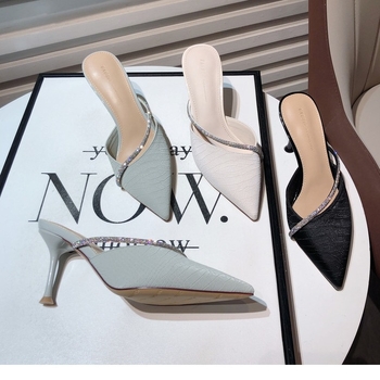 Γυναικεία σανδάλια και παντόφλες Baotou, καλοκαίρι 2024, νέο στυλ πανωφόρια, κομψά ημι-παντόφλες, μικρά φρέσκα, μυτερά ψηλοτάκουνα με στρας