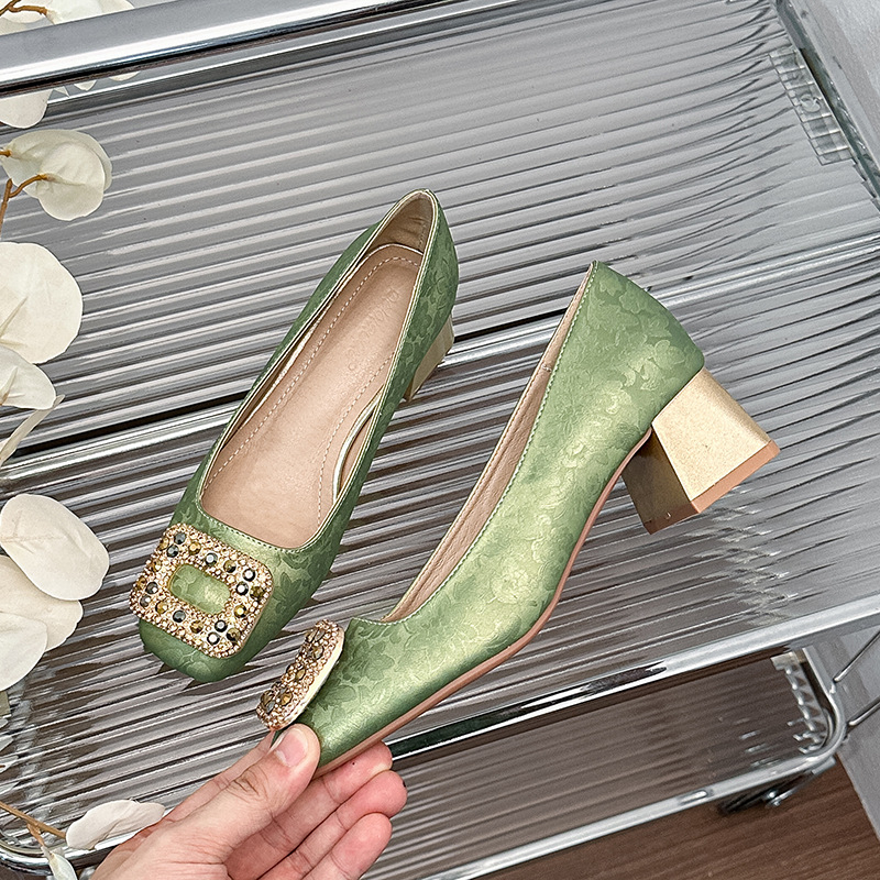 Jarné a jesenné vintage národné štýlové nové čínske topánky s hrubým podpätkom, pohodlné jednovrstvové topánky s štvorcovou prackou a kamienkami, elegantné francúzske topánky na vysokom podpätku