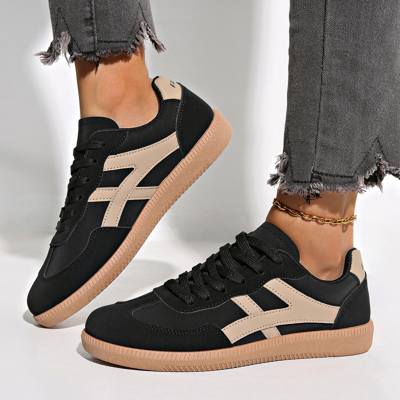 Užsienio prekybos europietiško dydžio nauji moteriški retro vokiški treniruočių bateliai apvaliomis nosimis, spalvos juostelėmis, suvarstomi, spalvą atitinkantys plokščiapadžiai bateliai „Forrest Gump“ moterims