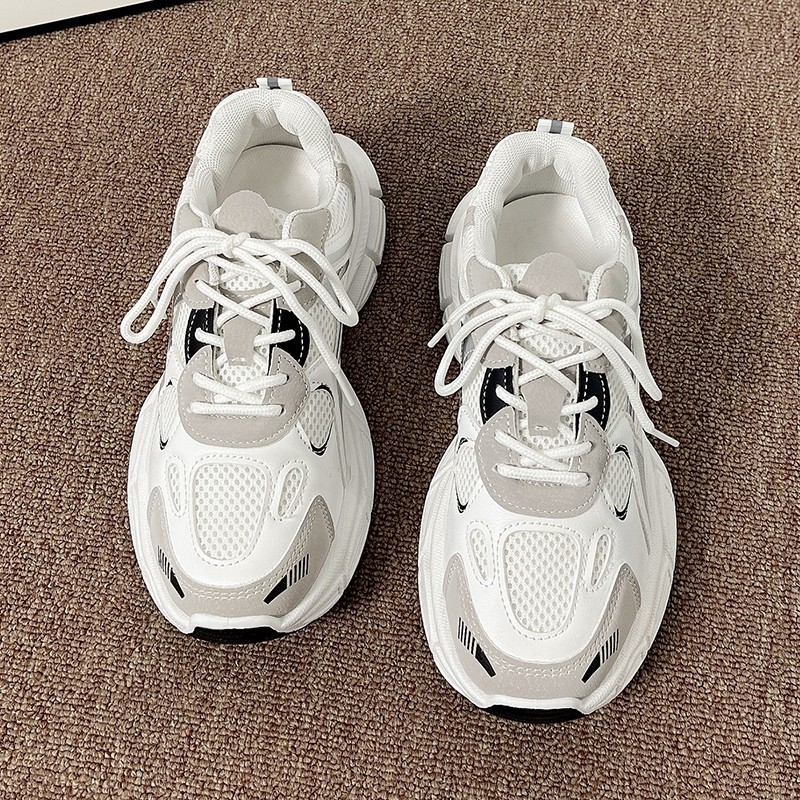 Europietiškos stoties tinklelio kvėpuojantys Paryžiaus tėčio batai moterims, 2024 m. nauji mados nišiniai storo pado aukštinantys laisvalaikio sportiniai bateliai