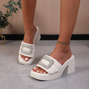 2025 καλοκαίρι νέο ευρωπαϊκό και αμερικανικό εξωτερικό εμπόριο συν μέγεθος στρας χοντρό κάτω μέρος ένας χαρακτήρας μόδα χοντρό τακούνι σανδάλια και παντόφλες γυναίκες χονδρικής