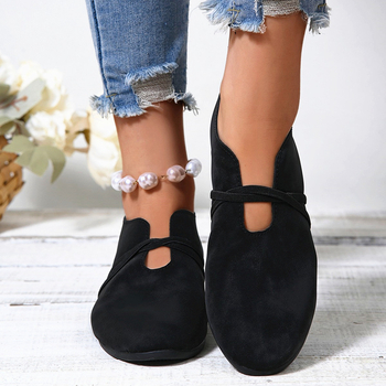 Jarná a jesenná móda 2025 Nová európska a americká veľkosť plus size okrúhla hlava plytké ústa lenivé nazúvacie pohodlné hrachové topánky pre ženy veľkoobchod