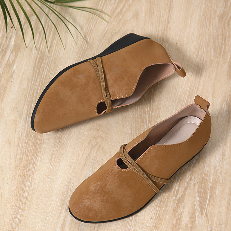 Jarná a jesenná móda 2025 Nová európska a americká veľkosť plus size okrúhla hlava plytké ústa lenivé nazúvacie pohodlné hrachové topánky pre ženy veľkoobchod