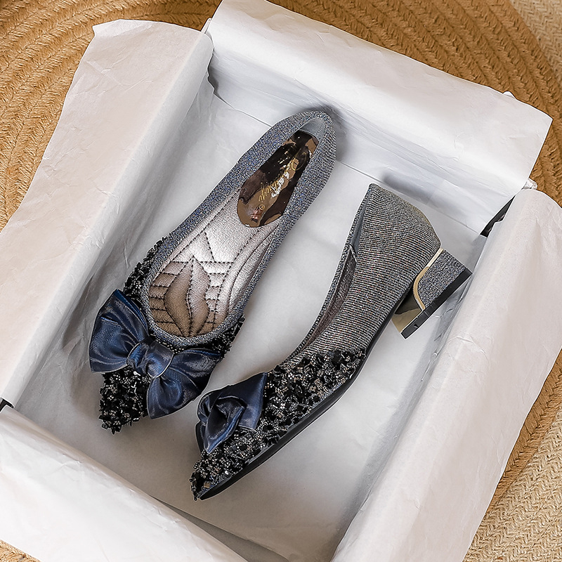 Jesenné 2024 Nové dámske topánky Univerzálne elegantné dámske topánky s mäkkým podpätkom v štýle Chanel Nízky podpätok Jednovrstvové topánky s hrubým podpätkom a špicatým podpätkom pre ženy