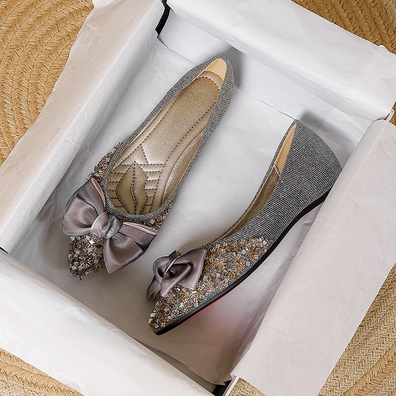 Jesenné 2024 Nové dámske topánky Univerzálne elegantné dámske topánky s mäkkým podpätkom v štýle Chanel Nízky podpätok Jednovrstvové topánky s hrubým podpätkom a špicatým podpätkom pre ženy