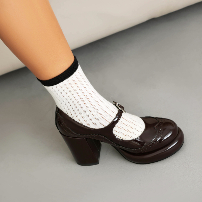 Παπούτσια εξωτερικού εμπορίου με χοντρή σόλα 43 ιντσών Amazon 2024 Νέα ψηλοτάκουνα παπούτσια Mary Jane Μονά παπούτσια με χοντρά μεγάλα παπούτσια με δαντέλα Burned 33 γυναικών