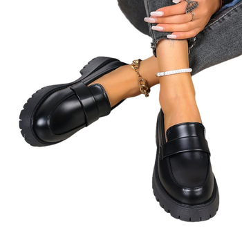 2024 Nové čierne britské štýlové malé kožené topánky Lefu s hrubou podrážkou, jednovrstvové topánky na jar a jeseň, retro nazúvacie topánky veľkej veľkosti, zahraničný obchod