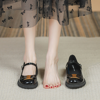Μικρά, αόρατα, εσωτερικά, γυναικεία παπούτσια, μέγεθος 34, μικρό, 313233, βρετανικού στιλ, γαλλικά, λευκά, δερμάτινα παπούτσια Mary Jane για γυναίκες
