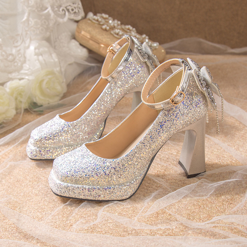 Νέα παπούτσια Mary Jane με χοντρό τακούνι και κρυστάλλινα παπούτσια γάμου, νυφικά παπούτσια, μικρά τετράγωνα παπούτσια για δεξιώσεις με ψηλοτάκουνα παπούτσια
