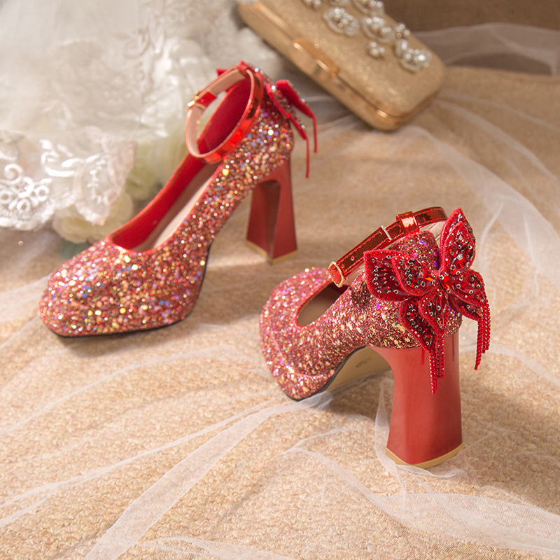 Νέα παπούτσια Mary Jane με χοντρό τακούνι και κρυστάλλινα παπούτσια γάμου, νυφικά παπούτσια, μικρά τετράγωνα παπούτσια για δεξιώσεις με ψηλοτάκουνα παπούτσια
