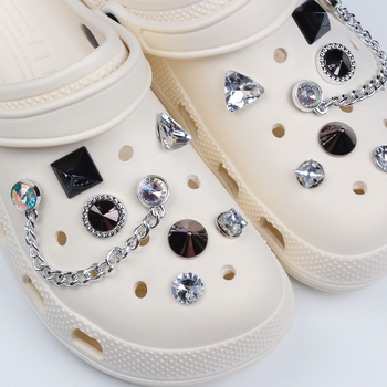 Skylėtų batų aksesuarai, nuimami batai, gėlėta batų sagtimi, tinkantys sodo batams, „Little Red Book“, karšto pardavimo, aukštos kokybės aksesuarai, kostiumas