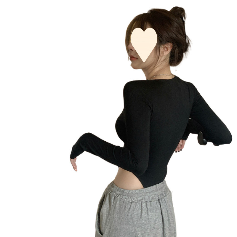 Dámsky overal s dlhým rukávom a výstrihom do V v americkom štýle, slim fit, strečový pás, vnútorná spodná košeľa, visiace tričko v rozkroku