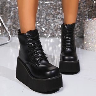 2024 Nové zahraničné obchodné plus size Univerzálne klinové čižmy s hrubým podpätkom Pohodlné elegantné tmavé punkové subkultúry Martin čižmy