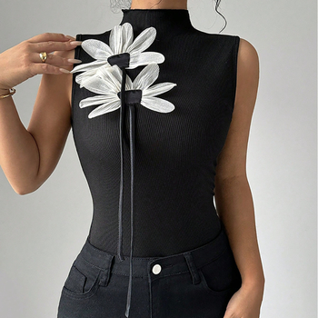 Cezhraničné skoré jarné nové európske a americké módne horúce dievčenské tričko s visiacim výstrihom, kvetinovým výstrihom a bez rukávov, luxusné tričko s krátkym rukávom