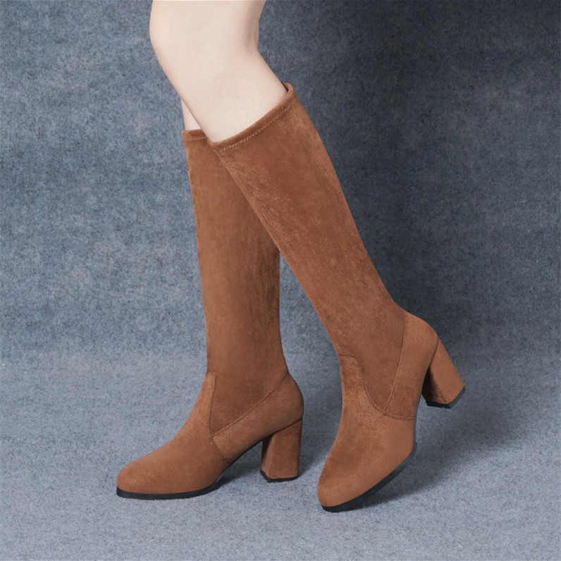 Ženske čizme s visokom petom za jesen i zimu 2023., nove čizme do koljena u britanskom stilu sa špicastim vrhom i debelom petom, veleprodaja
