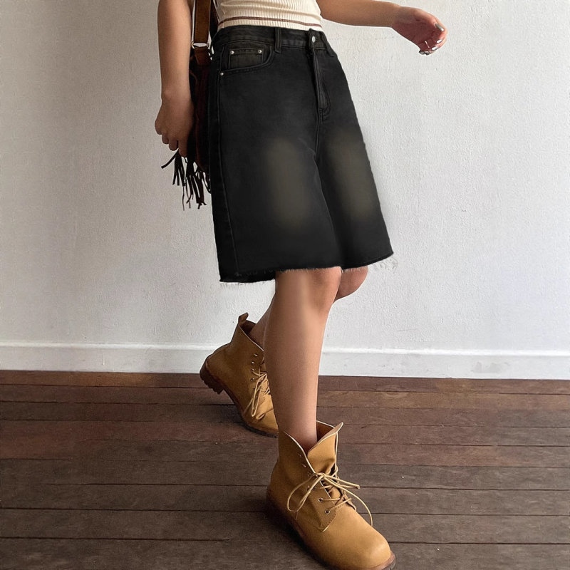 Cezhraničný zahraničný obchod Európske a americké veľkosti Americké čierne džínsy Retro stredné nohavice Dámske voľné päťštvrťové nohavice Široké rovné šortky