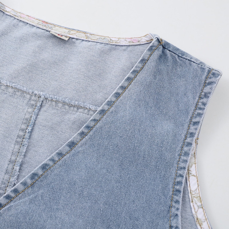 Veľkoobchodná dámska džínsová vesta pre plus size dievčatá, voľná jarná a letná bunda bez rukávov 2024 pre kórejských dievčat