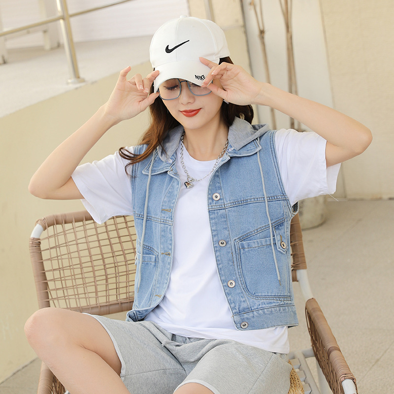 Dámska džínsová vesta s kapucňou, univerzálny jarný a letný sveter svetlomodrý krátky sveter s čiapkou, úzka bunda bez rukávov