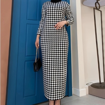 M2345 Amazon horúci výpredaj Nový blízkovýchodný moslimský kabát s dlhým rukávom a pepitou stopou, módny oblek