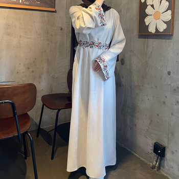 AliExpress krevety cezhraničné moslimské oblečenie ľanové výšivky s podšívkou šaty kvetinová výšivka