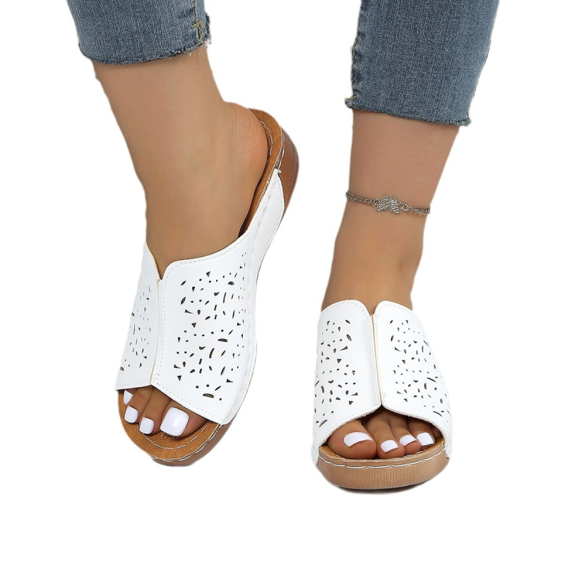 Zahraničný obchod Jednoduché dámske sandále a papuče s hrubou podrážkou, zvýšené letné nové sandále a papuče s dutým klinom pre ženy v plus size veľkosti