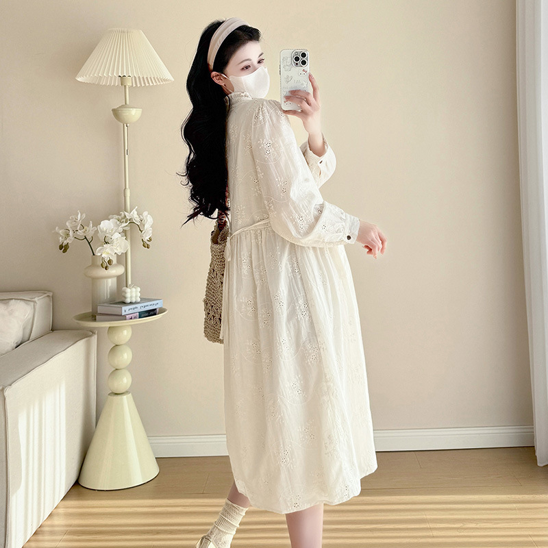 Tikras kadras iš sandėlio nėščioms moterims pavasario nauja prancūziška aukštos kokybės siuvinėjimo laisva plona graži viršutinio drabužio ilgomis rankovėmis suknelė