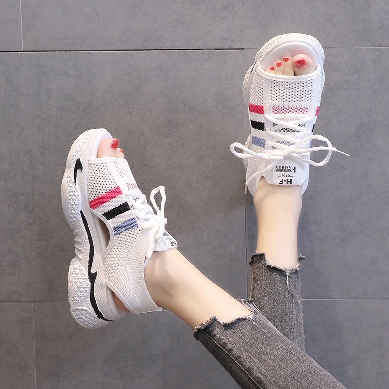 Ārējās tirdzniecības plus izmēra sieviešu sandales 2023. gada vasaras jaunas dobas elpojošas, šņorējamas, plakanas platformas, ikdienas kurpes sievietēm