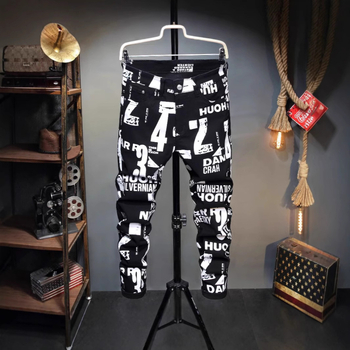 Nove muške hlače s digitalnim printom u europskom i američkom stilu, uske cvjetne hlače, visokokvalitetne rastezljive crne traperice