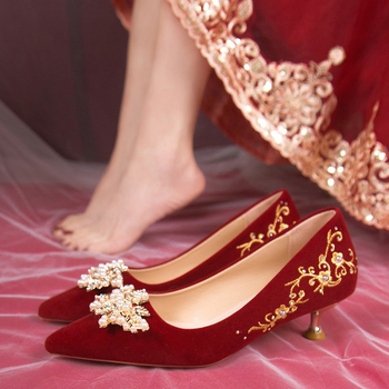 Νυφικά παπούτσια γυναικεία νυφικά παπούτσια που δεν κουράζουν τα πόδια νυφικά παπούτσια κινέζικου στιλ νυφικό hexiu διπλής κατεύθυνσης κόκκινα ψηλοτάκουνα παπούτσια niche sense