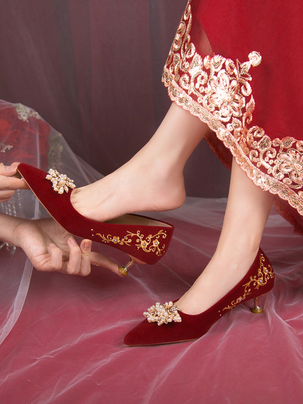 Vjenčane cipele ženske vjenčanice cipele bez umornih stopala vjenčane cipele kineski stil hexiu vjenčanica dvosmjerne crvene visoke pete nišni osjećaj