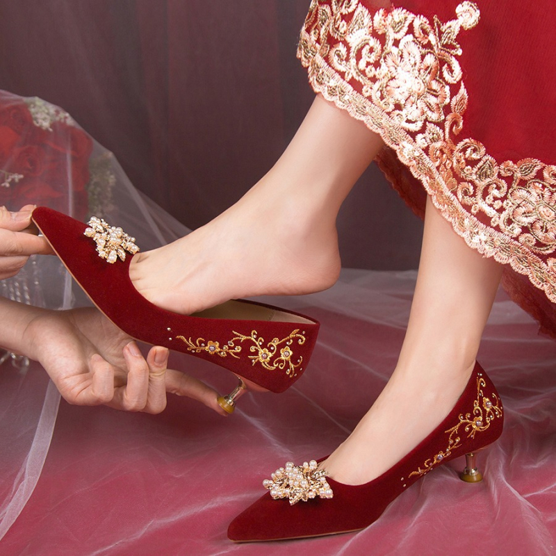 Vjenčane cipele ženske vjenčanice cipele bez umornih stopala vjenčane cipele kineski stil hexiu vjenčanica dvosmjerne crvene visoke pete nišni osjećaj
