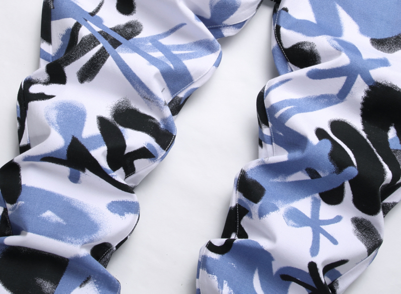 2023-as nyári utcai nyomtatott divatos, jellegzetes virágmintás nadrág, alternatív, divatos, minden mérkőzéshez illő, rugalmas lábú farmer férfiaknak