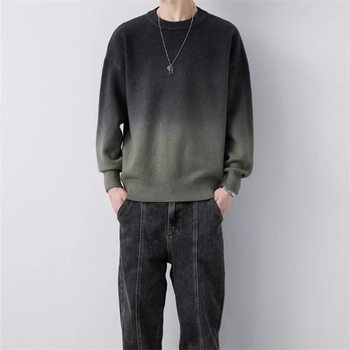 Νέο Φθινόπωρο και Χειμώνας 2024 Ανδρικό Πουλόβερ με Σταδιακή Χρώμα, Στριφτό Ντεκολτέ, Μόδα Μάρκα Εφηβικό Μονόχρωμο Βελούδινο Πλεκτό Πουλόβερ Casual