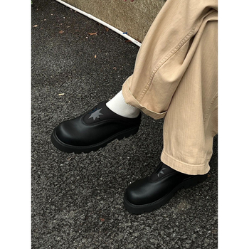 Severný Xinjiang Wolf Letné nosenie Priedušné ležérne Derby topánky bez podpätku Kožené topánky Európska stanica Hrubá podrážka Baotou Polpapuče pre mužov