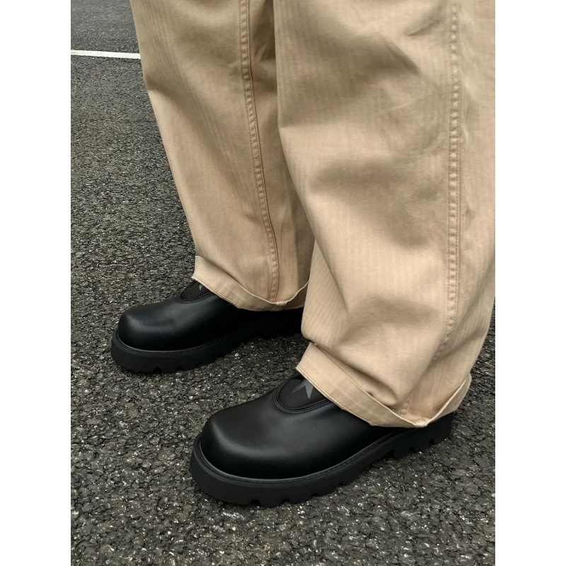 Severný Xinjiang Wolf Letné nosenie Priedušné ležérne Derby topánky bez podpätku Kožené topánky Európska stanica Hrubá podrážka Baotou Polpapuče pre mužov