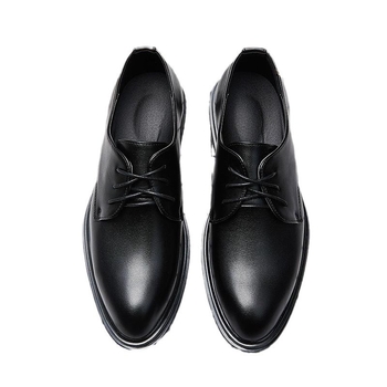 Δερμάτινα παπούτσια διασυνοριακής μόδας Φθινόπωρο 2024 Βρετανικά απλά ανδρικά παπούτσια τζέντλεμαν Μόδα επαγγελματικά παπούτσια φορέματα Μοντέρνα παπούτσια μονής στρώσης