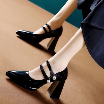 2025 Νέα Στυλ Γυναικεία Παπούτσια για Κορίτσια με Μαργαριταρένια Λουράκια, Μυτερά Δάχτυλα, Χοντρό Τακούνι, Μονόχρωμα Παπούτσια, Ρηχό Στόμα, Μοντέρνα Παπούτσια Δεξιώσεων