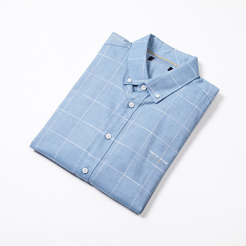Vyriški vasariniai marškiniai trumpomis rankovėmis su firminiu kirpimu ir smailia apykakle, dalykiniai laisvalaikio stiliaus, languoti, C2U059