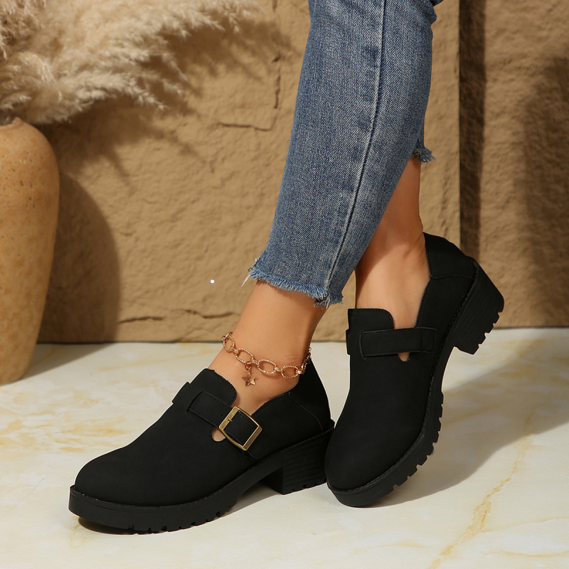 Ravne pete Lefu cipele za žene, modne crne male kožne cipele s debelim dnom i kopčom za remen, nove ženske cipele za veće veličine, 2025. proljeće i jesen